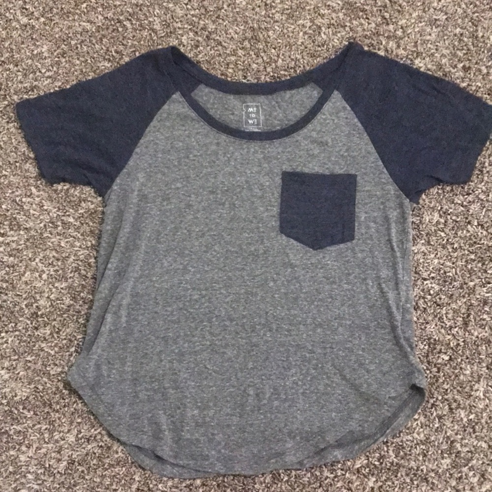 Short sleeve shirt